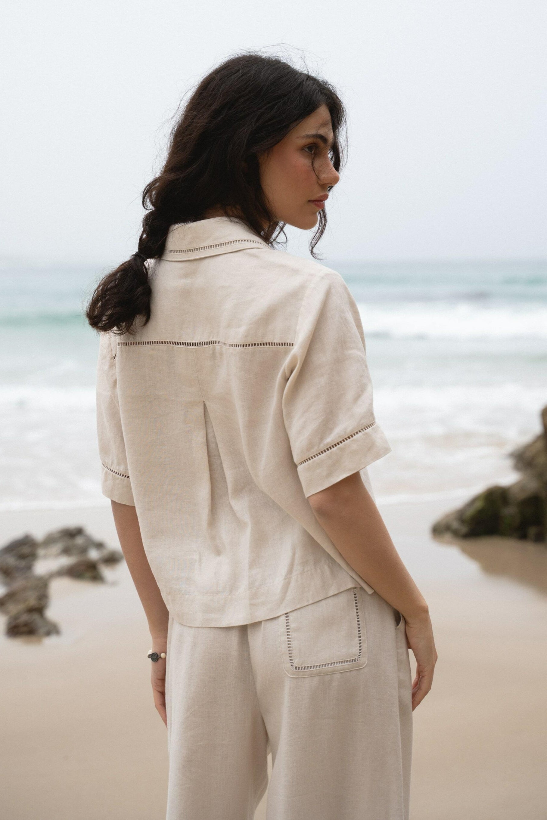 LILLY PILLY Quinn linen shirt top in Chalk 