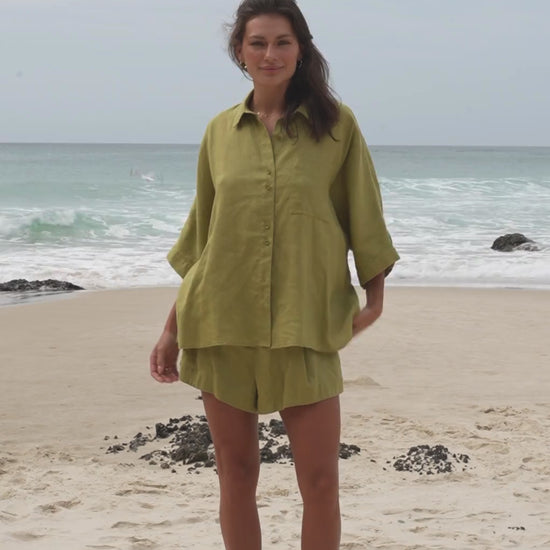 LILLY PILLY Gaia linen shorts in Olive